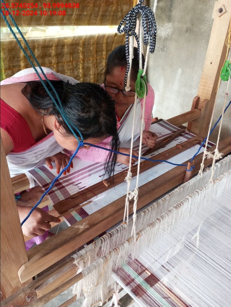Jacquard Handloom Weaver training at IIE Incubation Centre, Baruabamungaon, batch 24153, 18-12-2024