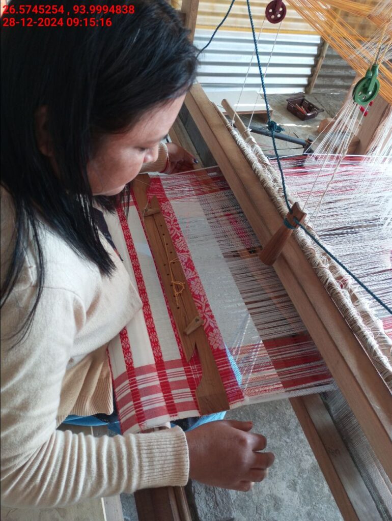 Jacquard Handloom Weaver training at IIE Incubation Centre, Baruabamungaon, batch 24153, 28-12-2024