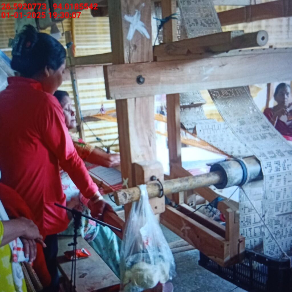 Jacquard Handloom Weaver training at IIE Incubation Centre, Baruabamungaon, batch 24155, 01-01-2025
