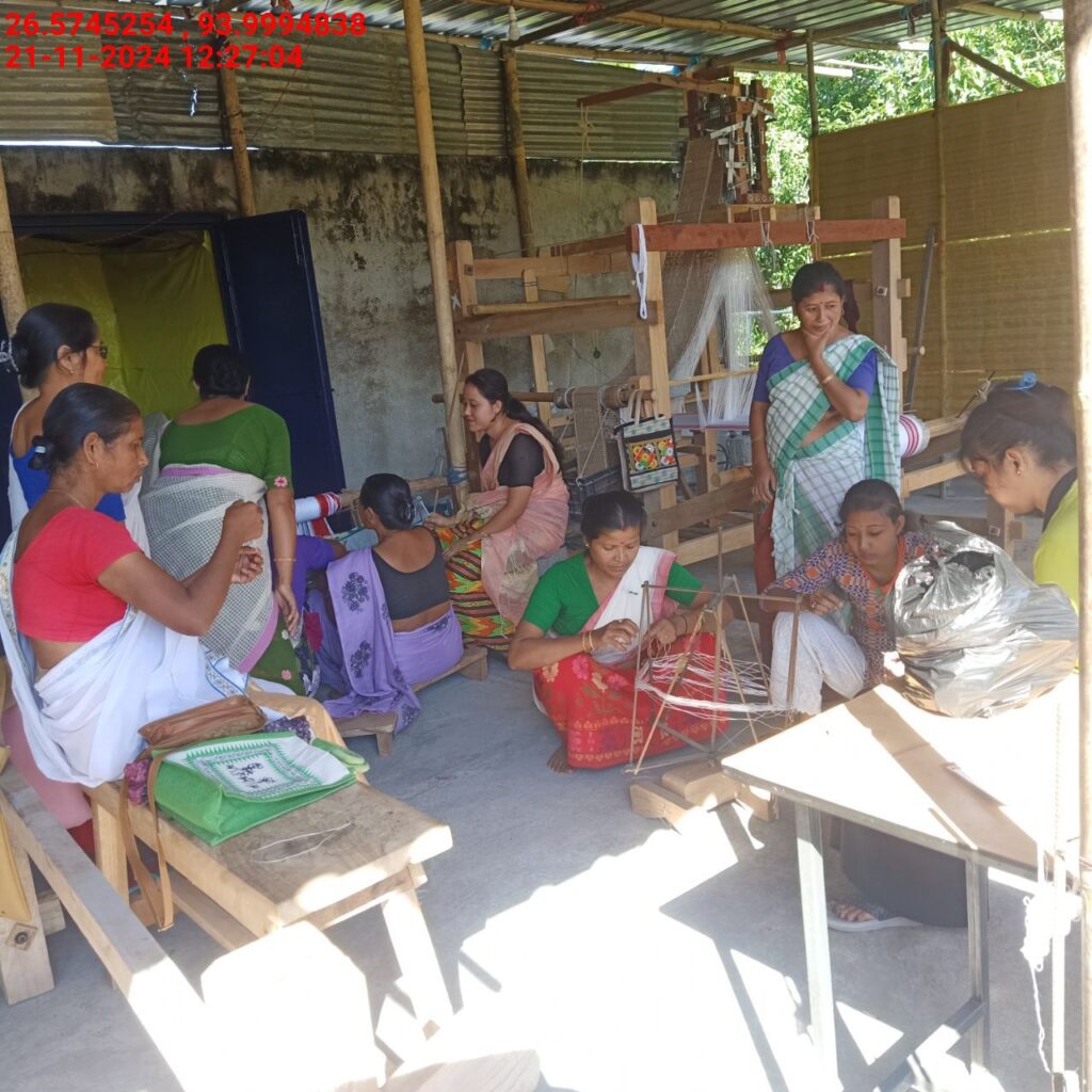 Jacquard Handloom Weaver training at IIE Incubation Centre, Baruabamungaon, batch 24155, 21-11-2024