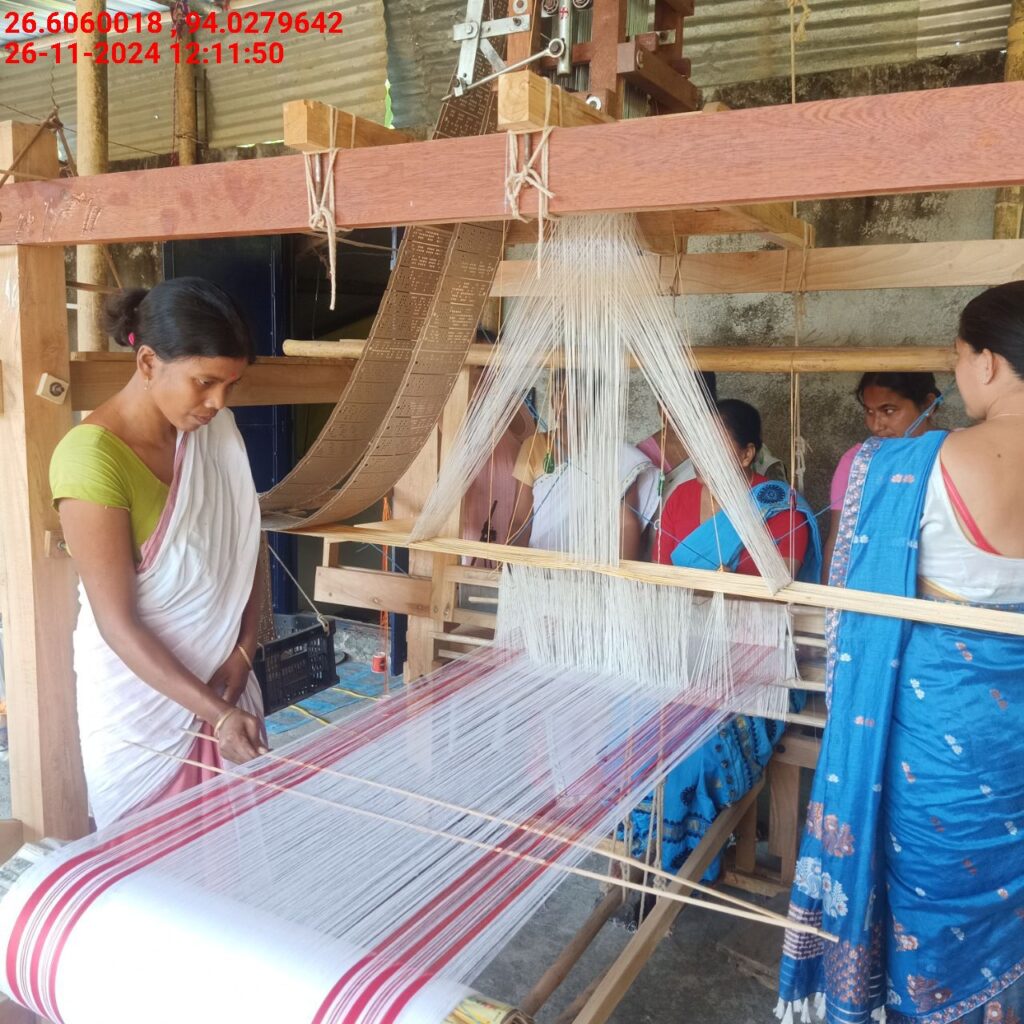 Jacquard Handloom Weaver training at IIE Incubation Centre, Baruabamungaon, batch 24155, 26-11-2024