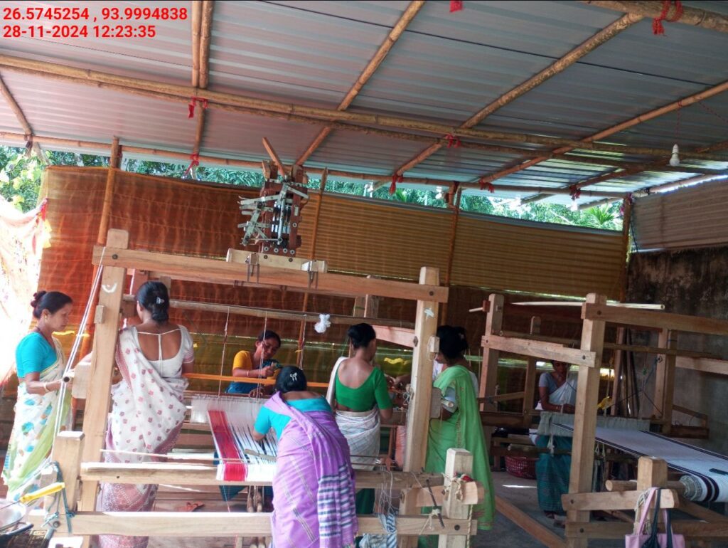 Jacquard Handloom Weaver training at IIE Incubation Centre, Baruabamungaon, batch 24155, 28-11-2024