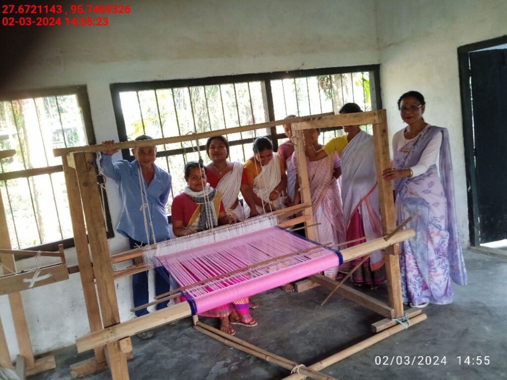 Handloom Weaver (Frame Loom) training at IIE Incubation Centre, Bordiraj, batch 20388, 02-03-2024