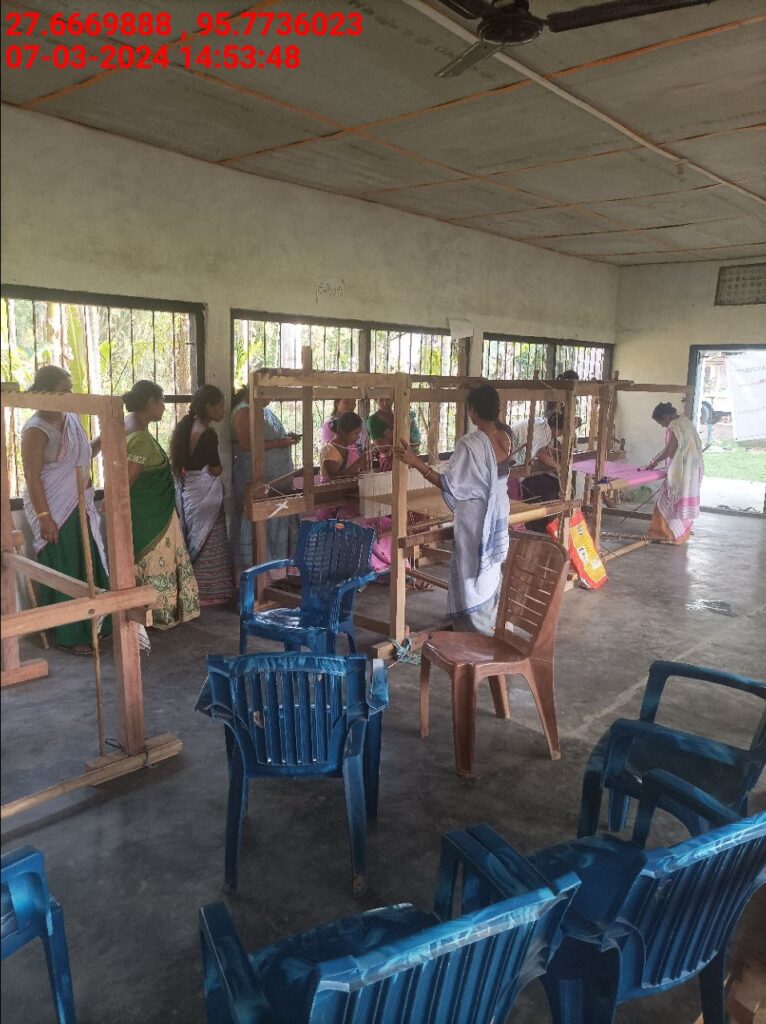 Handloom Weaver (Frame Loom) training at IIE Incubation Centre, Bordiraj, batch 20388, 07-03-2024