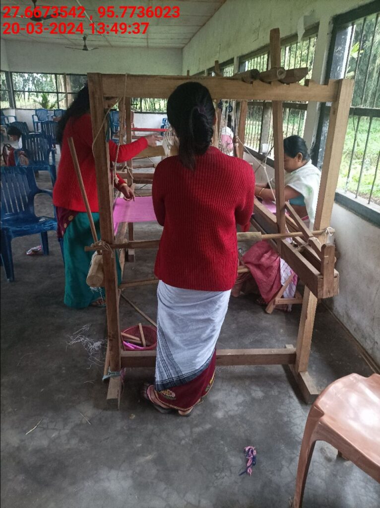 Handloom Weaver (Frame Loom) training at IIE Incubation Centre, Bordiraj, batch 20388, 20-03-2024