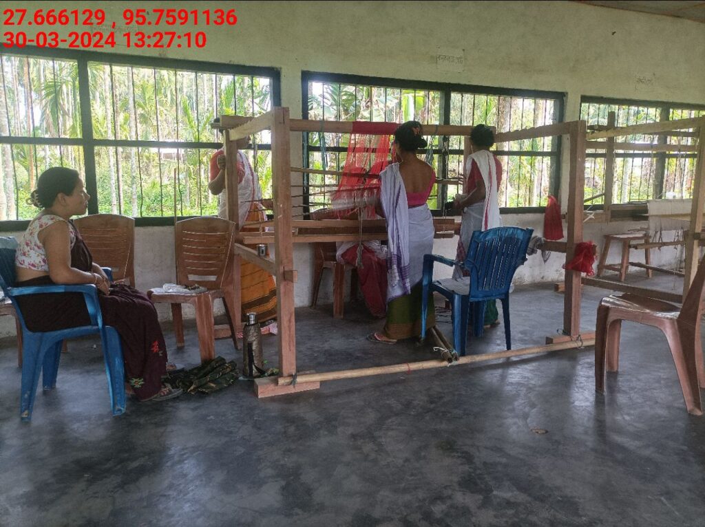 Handloom Weaver (Frame Loom) training at IIE Incubation Centre, Bordiraj, batch 20388, 30-03-2024