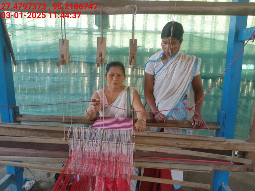 Handloom Weaver (Frame Loom) training at IIE Incubation Centre, Bordiraj, batch 24208, 03-01-2025