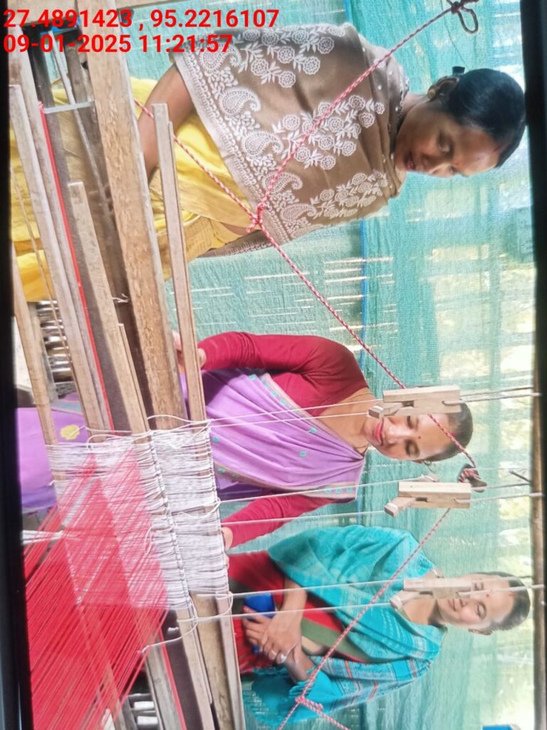 Handloom Weaver (Frame Loom) training at IIE Incubation Centre, Bordiraj, batch 24208, 09-01-2025