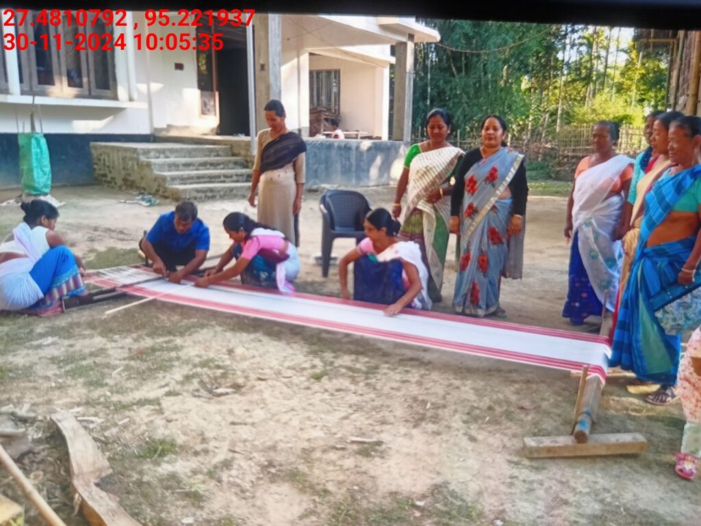 Handloom Weaver (Frame Loom) training at IIE Incubation Centre, Bordiraj, batch 24208, 30-11-2024