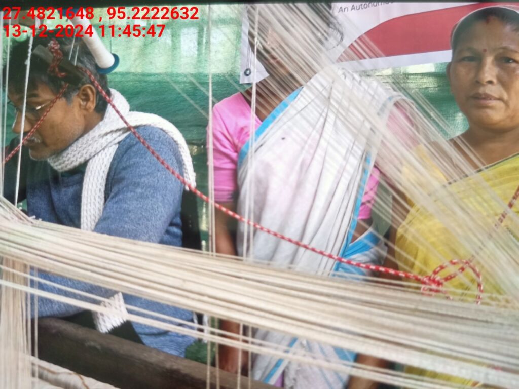 Handloom Weaver (Frame Loom) training at IIE Incubation Centre, Bordiraj, batch 24208, 13-12-2024