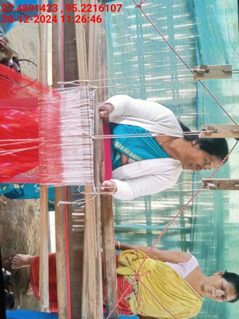 Handloom Weaver (Frame Loom) training at IIE Incubation Centre, Bordiraj, batch 24208, 20-12-2024