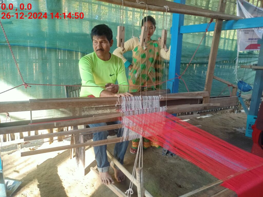 Handloom Weaver (Frame Loom) training at IIE Incubation Centre, Bordiraj, batch 24210, 26-12-2024