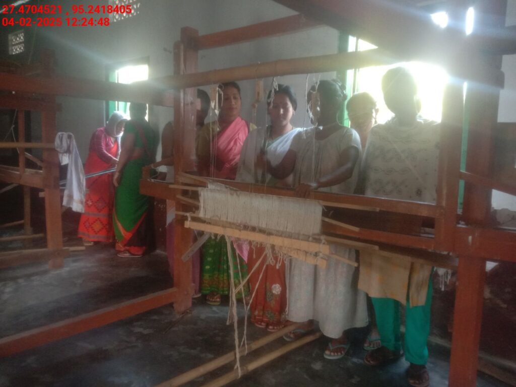 Handloom Weaver (Frame Loom) training at IIE Incubation Centre, Bordiraj, batch 26663, 04-02-2025