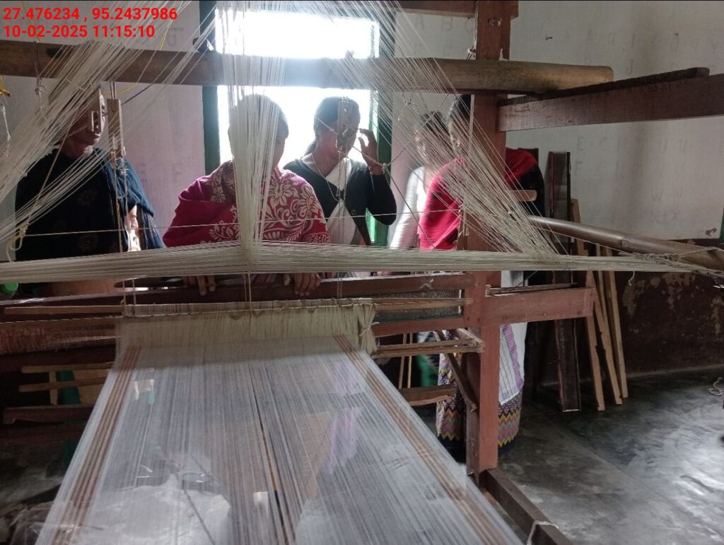 Handloom Weaver (Frame Loom) training at IIE Incubation Centre, Bordiraj, batch 26663, 10-02-2025