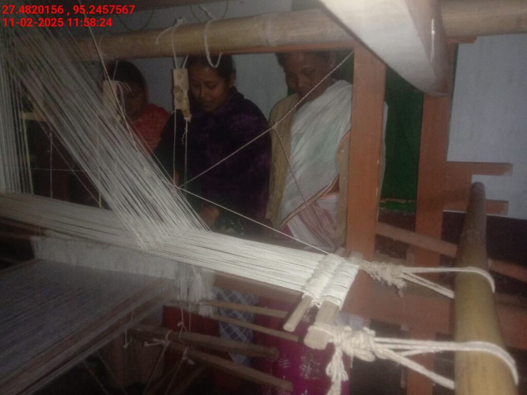 Handloom Weaver (Frame Loom) training at IIE Incubation Centre, Bordiraj, batch 26663, 11-02-2025