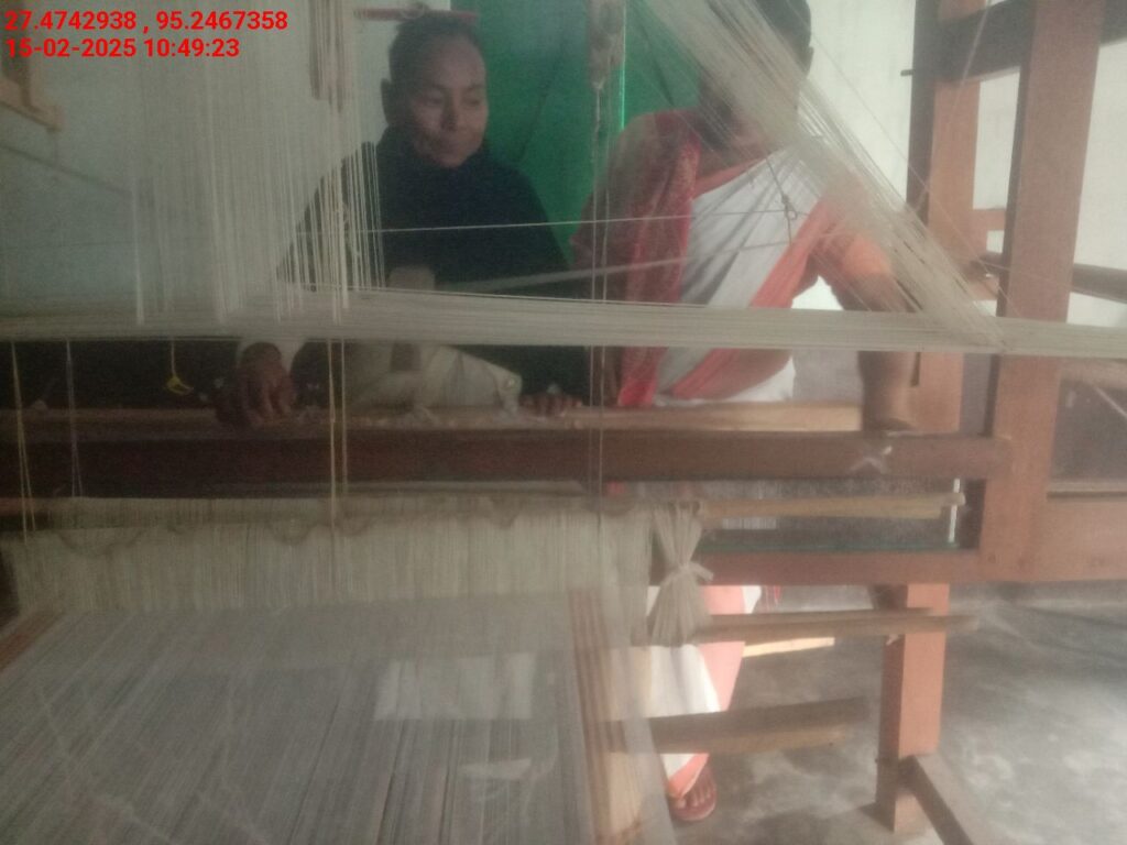 Handloom Weaver (Frame Loom) training at IIE Incubation Centre, Bordiraj, batch 26663, 15-02-2025