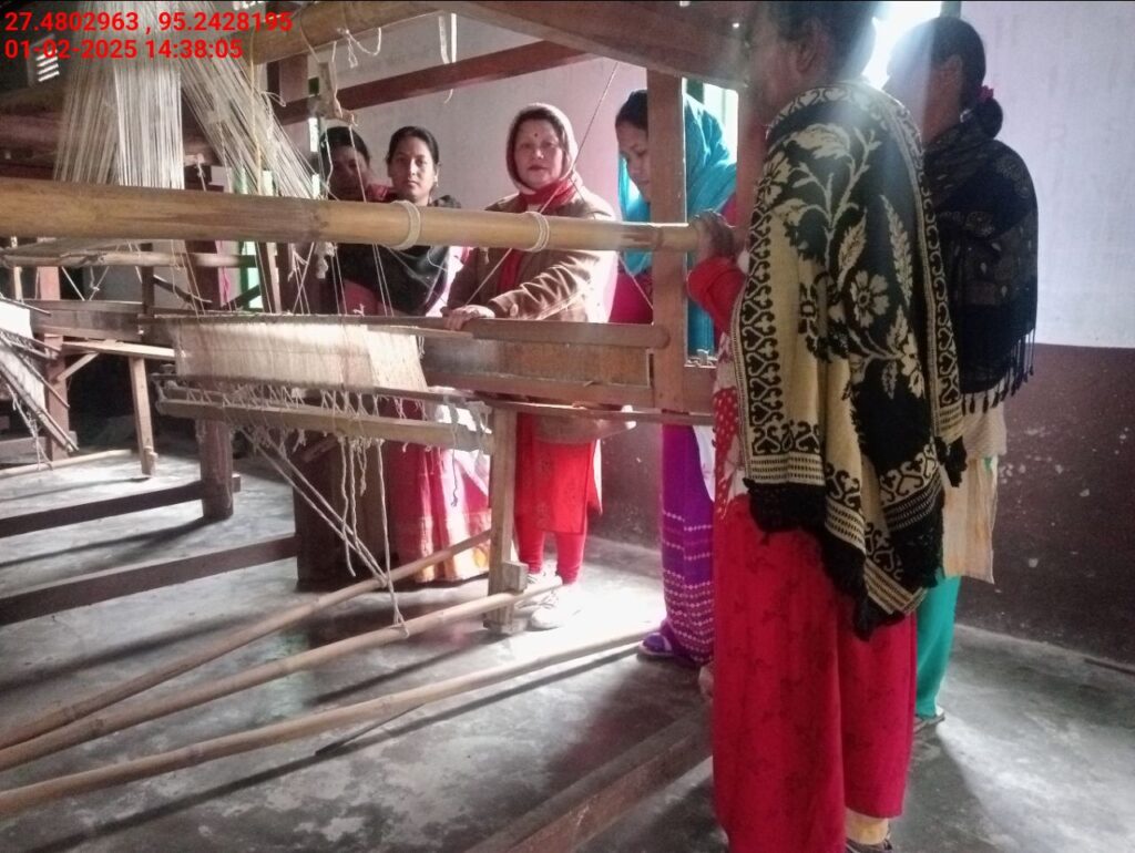 Handloom Weaver (Frame Loom) training at IIE Incubation Centre, Bordiraj, batch 26664, 01-02-2025