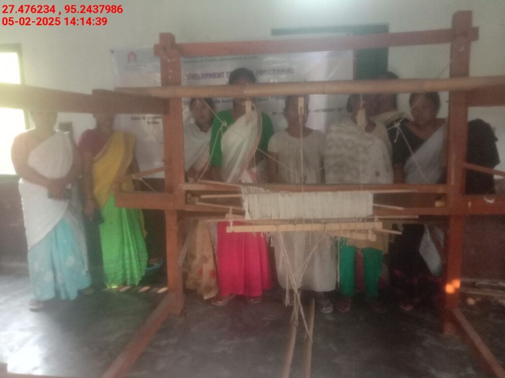 Handloom Weaver (Frame Loom) training at IIE Incubation Centre, Bordiraj, batch 26664, 05-02-2025