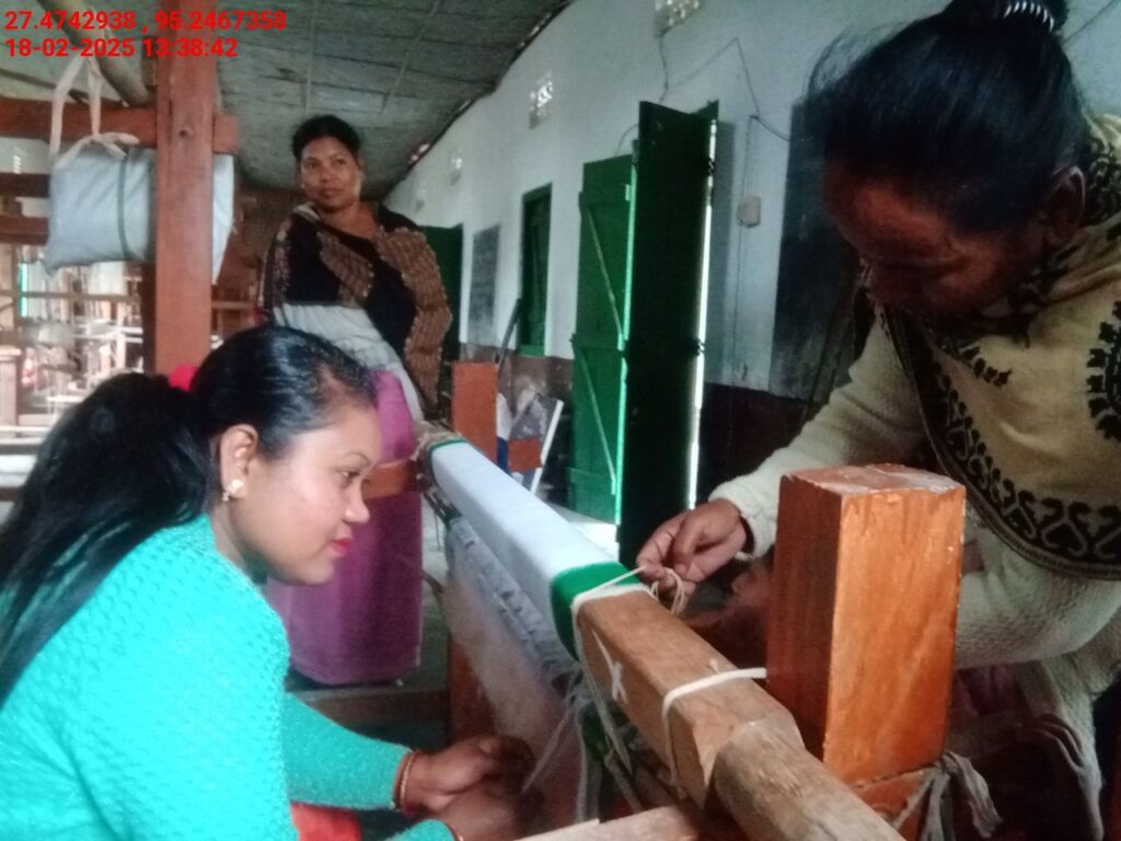 Handloom Weaver (Frame Loom) training at IIE Incubation Centre, Bordiraj, batch 26664, 18-02-2025