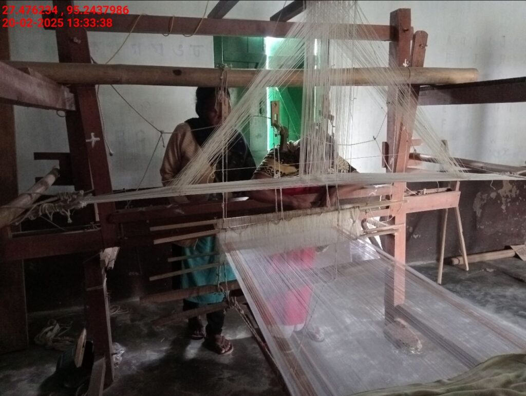 Handloom Weaver (Frame Loom) training at IIE Incubation Centre, Bordiraj, batch 26664, 20-02-2025