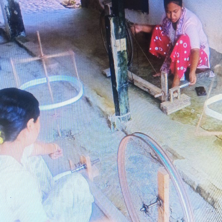 Handloom Weaver (Frame Loom) training at IIE Incubation Centre, Bordiraj, batch 36914, 11-11-2025