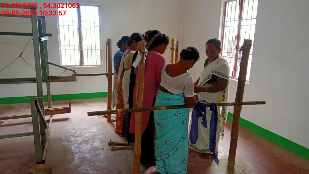 Jacquard Handloom Weaver training at IIE Incubation Centre, Chenijan, batch 21344, 09-05-2024