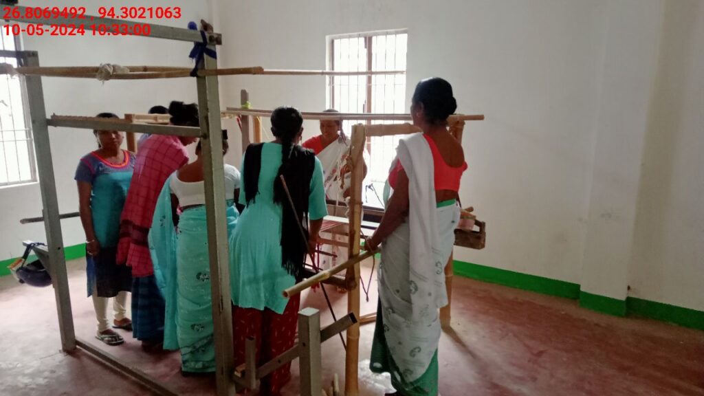 Jacquard Handloom Weaver training at IIE Incubation Centre, Chenijan, batch 21344, 10-05-2024