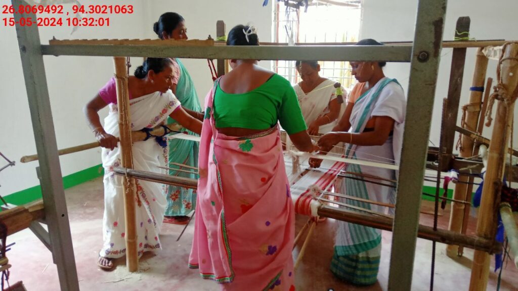 Jacquard Handloom Weaver training at IIE Incubation Centre, Chenijan, batch 21344, 15-05-2024