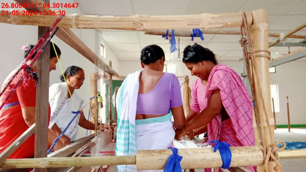 Jacquard Handloom Weaver training at IIE Incubation Centre, Chenijan, batch 21344, 21-05-2024