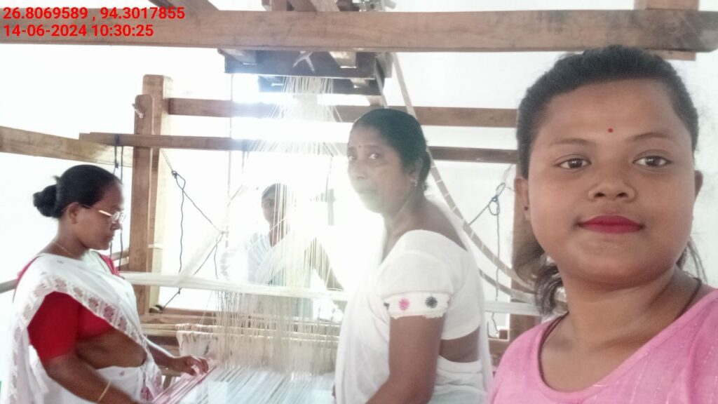 Jacquard Handloom Weaver training at IIE Incubation Centre, Chenijan, batch 21344, 14-06-2024