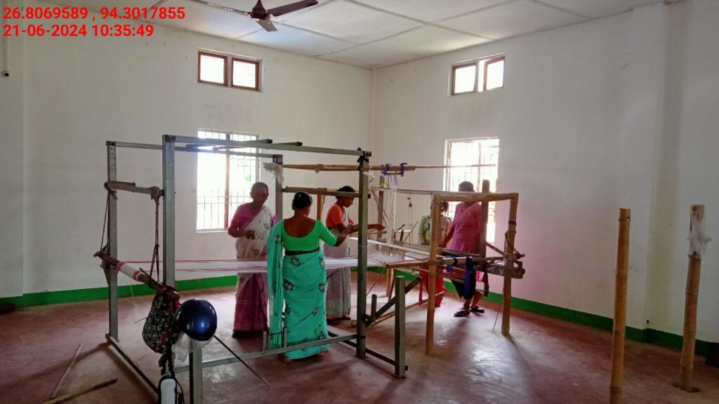 Jacquard Handloom Weaver training at IIE Incubation Centre, Chenijan, batch 21344, 21-06-2024