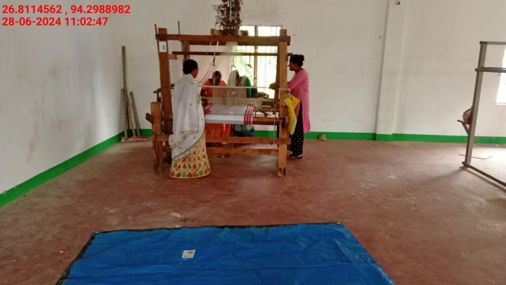 Jacquard Handloom Weaver training at IIE Incubation Centre, Chenijan, batch 21344, 28-06-2024