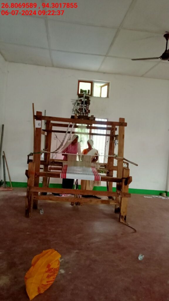 Jacquard Handloom Weaver training at IIE Incubation Centre, Chenijan, batch 21344, 06-07-2024