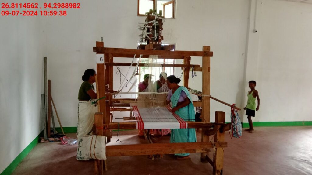Jacquard Handloom Weaver training at IIE Incubation Centre, Chenijan, batch 21344, 09-07-2024