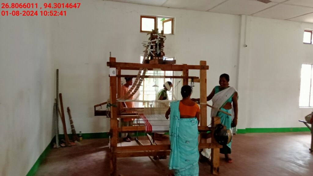 Jacquard Handloom Weaver training at IIE Incubation Centre, Chenijan, batch 21344, 01-08-2024