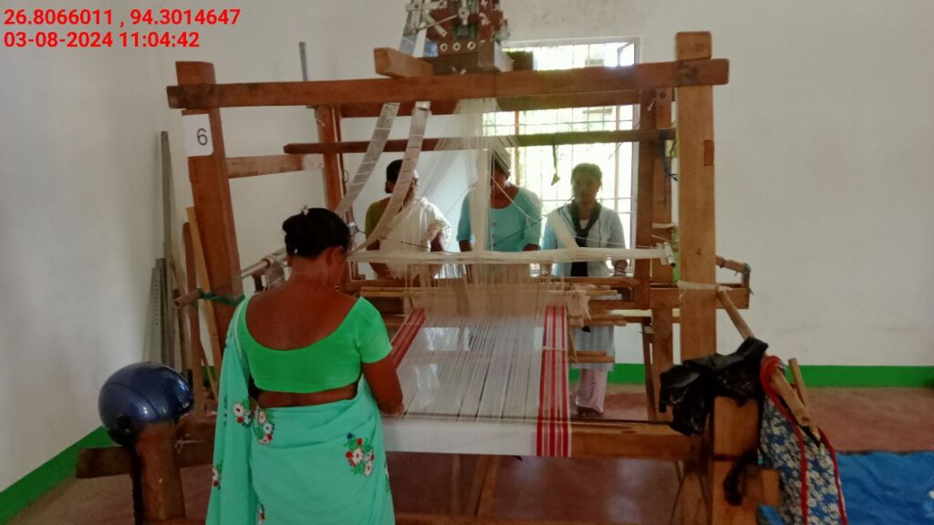 Jacquard Handloom Weaver training at IIE Incubation Centre, Chenijan, batch 21344, 03-08-2024