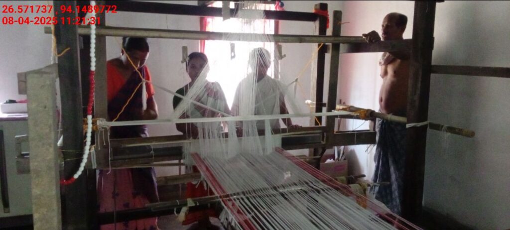 Jacquard Handloom Weaver training at IIE Incubation Centre, Chenijan, batch 26019, 08-04-2025
