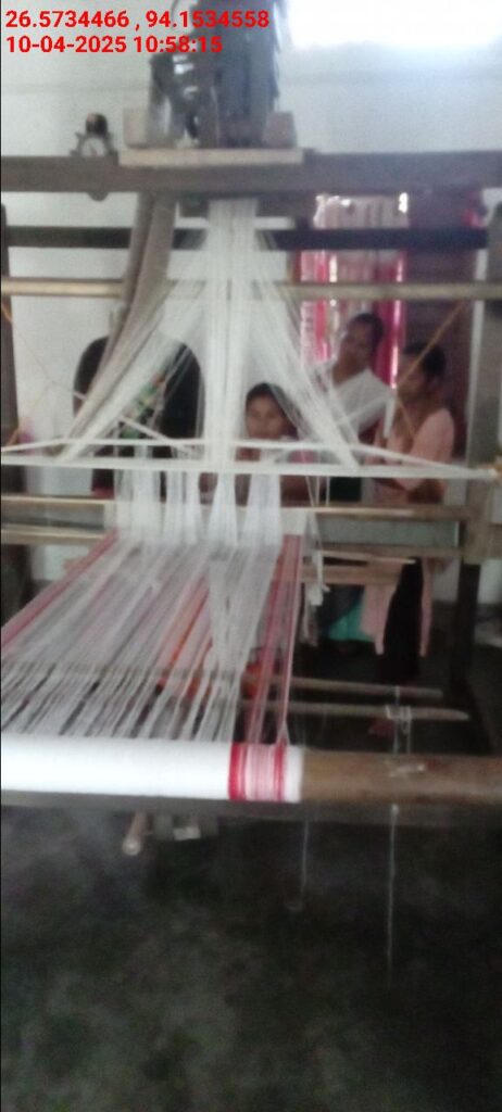 Jacquard Handloom Weaver training at IIE Incubation Centre, Chenijan, batch 26019, 10-04-2025
