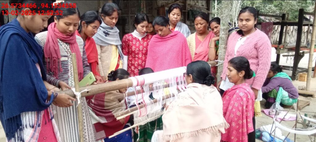 Jacquard Handloom Weaver training at IIE Incubation Centre, Chenijan, batch 26020, 13-02-2025