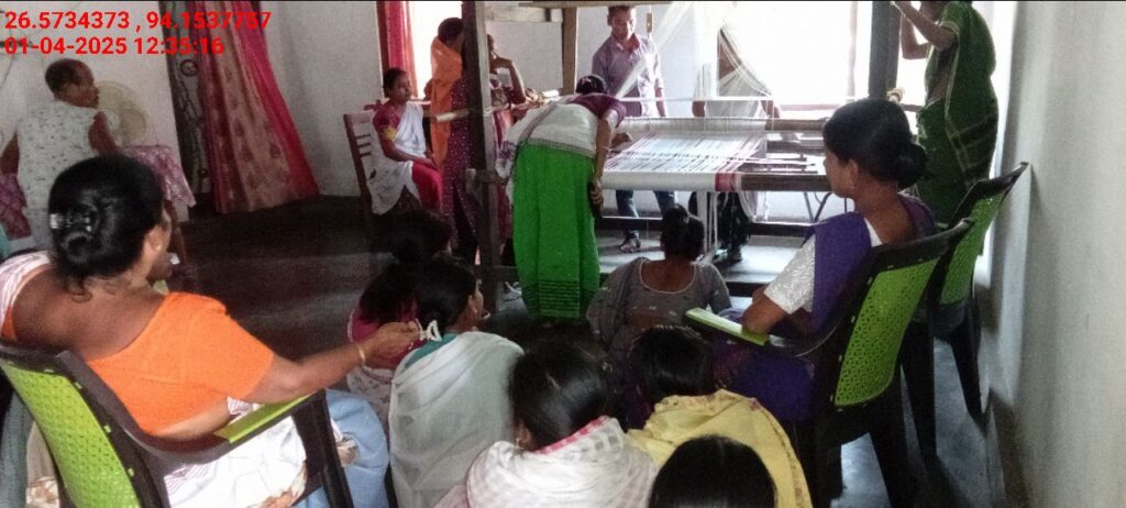 Jacquard Handloom Weaver training at IIE Incubation Centre, Chenijan, batch 26020, 01-04-2025