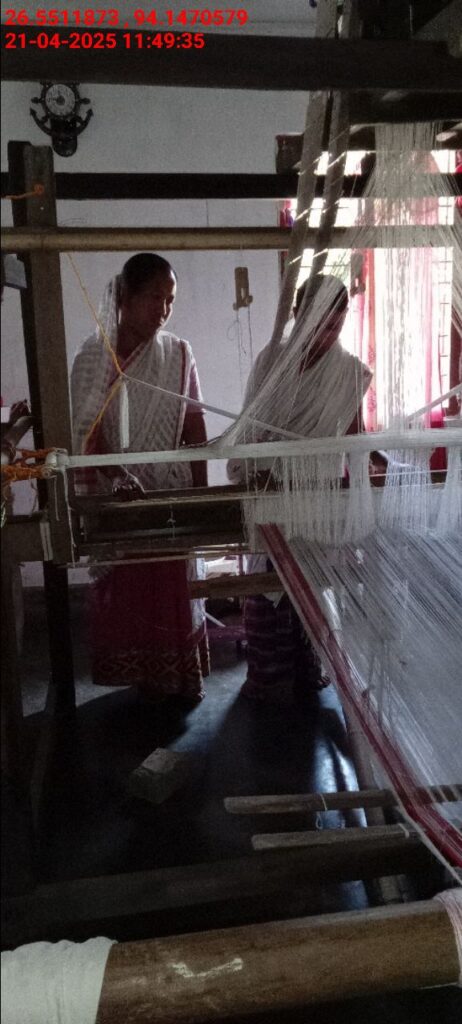 Jacquard Handloom Weaver training at IIE Incubation Centre, Chenijan, batch 26020, 21-04-2025