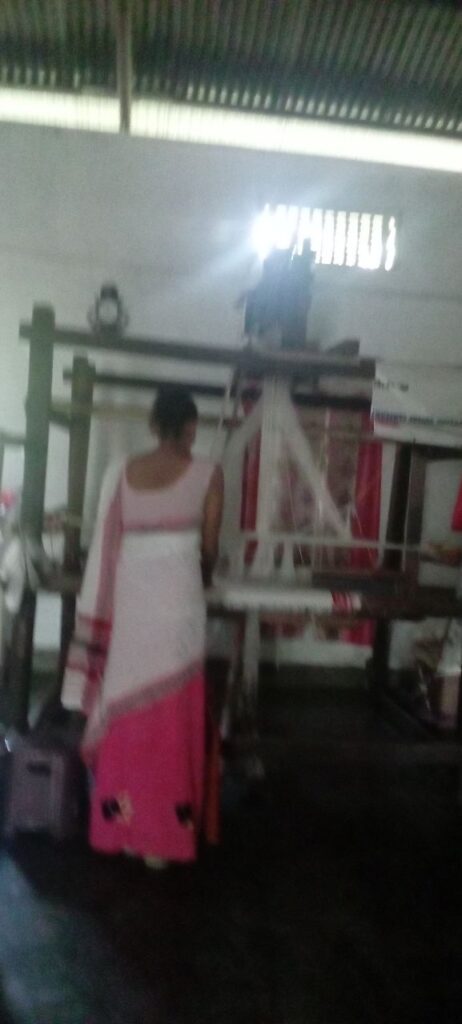 Jacquard Handloom Weaver training at IIE Incubation Centre, Chenijan, batch 33098, 19-08-2025