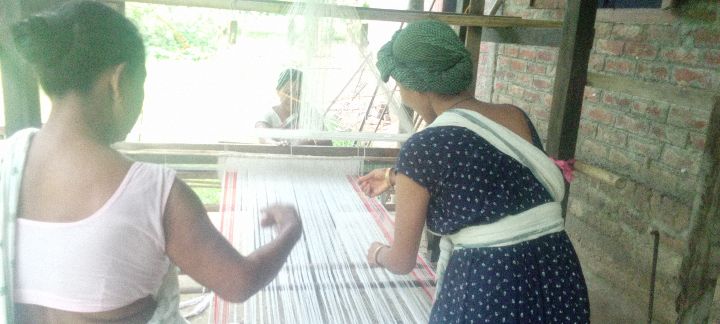 Jacquard Handloom Weaver training at IIE Incubation Centre, Chenijan, batch 33098, 16-09-2025