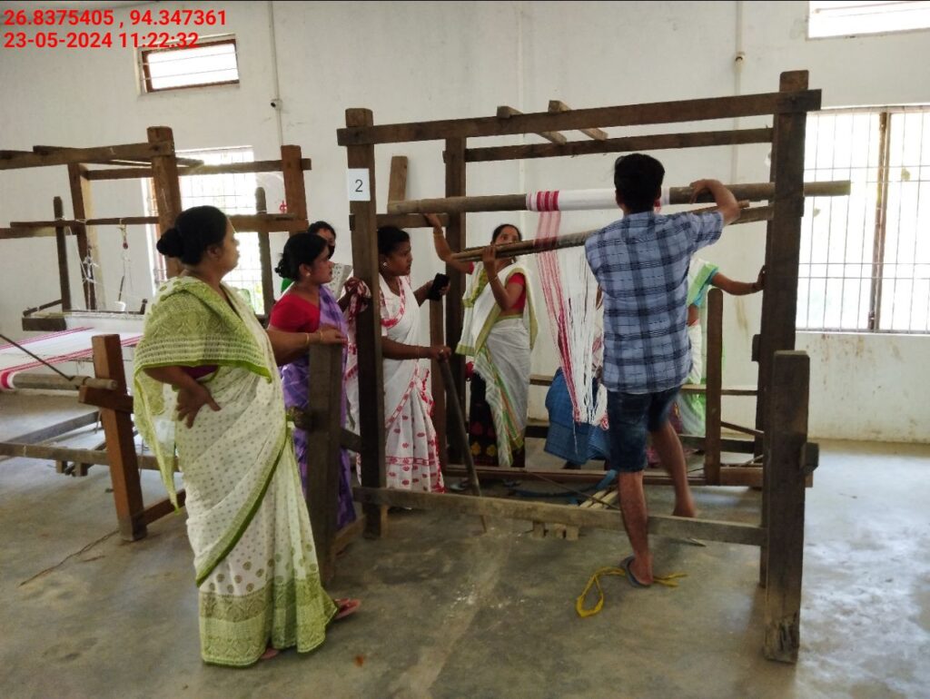 Jacquard Handloom Weaver training at IIE Incubation Centre, Hobai Pathar, batch 21147, 23-05-2024