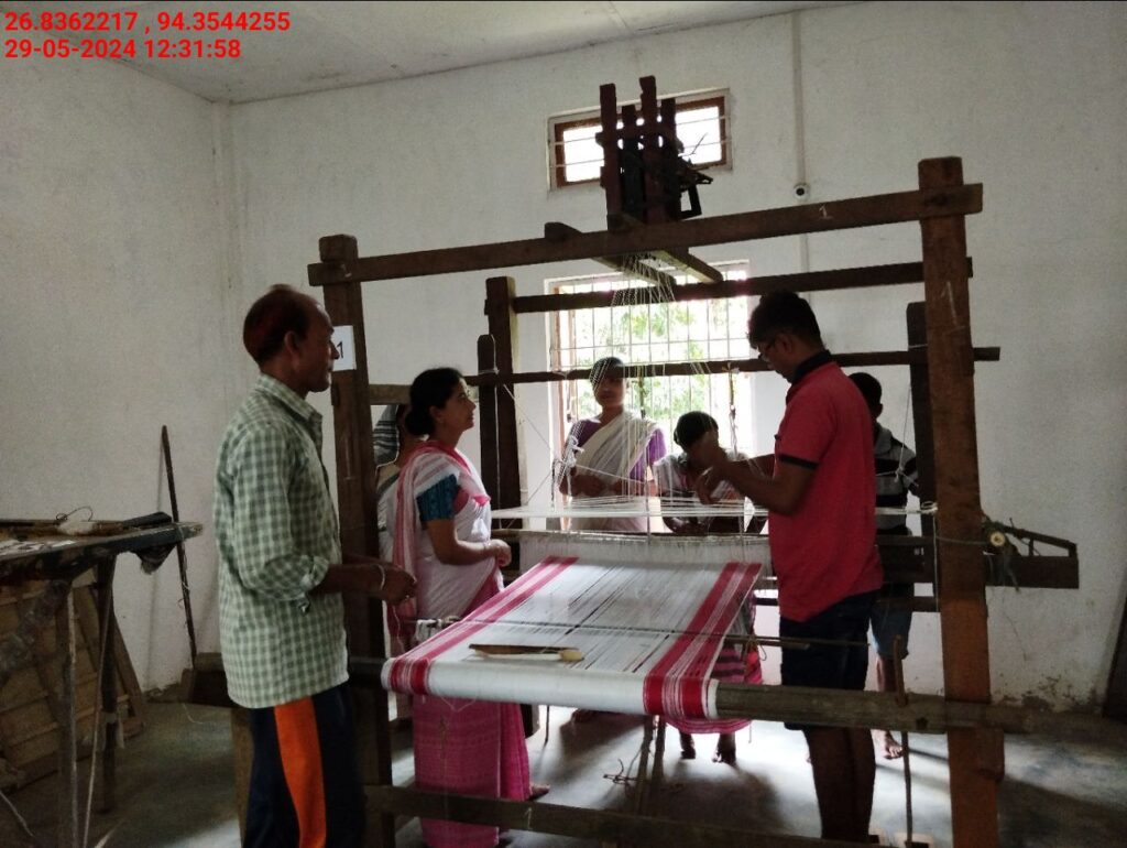 Jacquard Handloom Weaver training at IIE Incubation Centre, Hobai Pathar, batch 21147, 29-05-2024