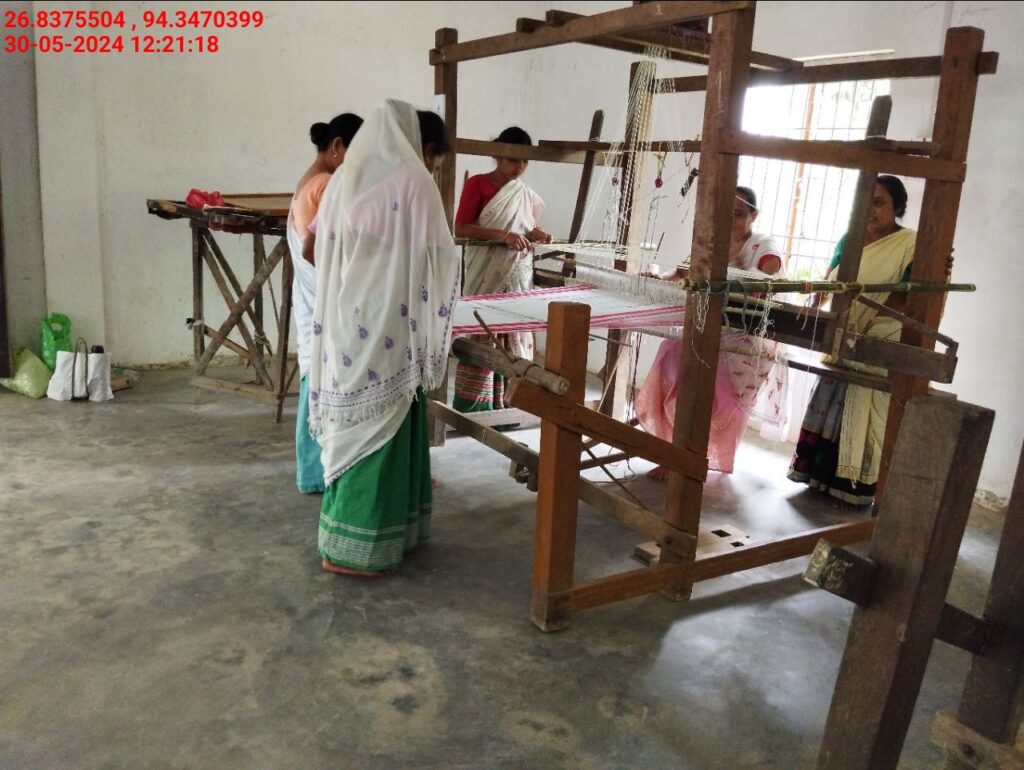 Jacquard Handloom Weaver training at IIE Incubation Centre, Hobai Pathar, batch 21147, 30-05-2024