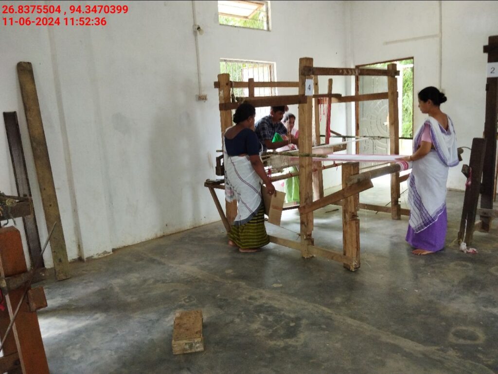 Jacquard Handloom Weaver training at IIE Incubation Centre, Hobai Pathar, batch 21147, 11-06-2024