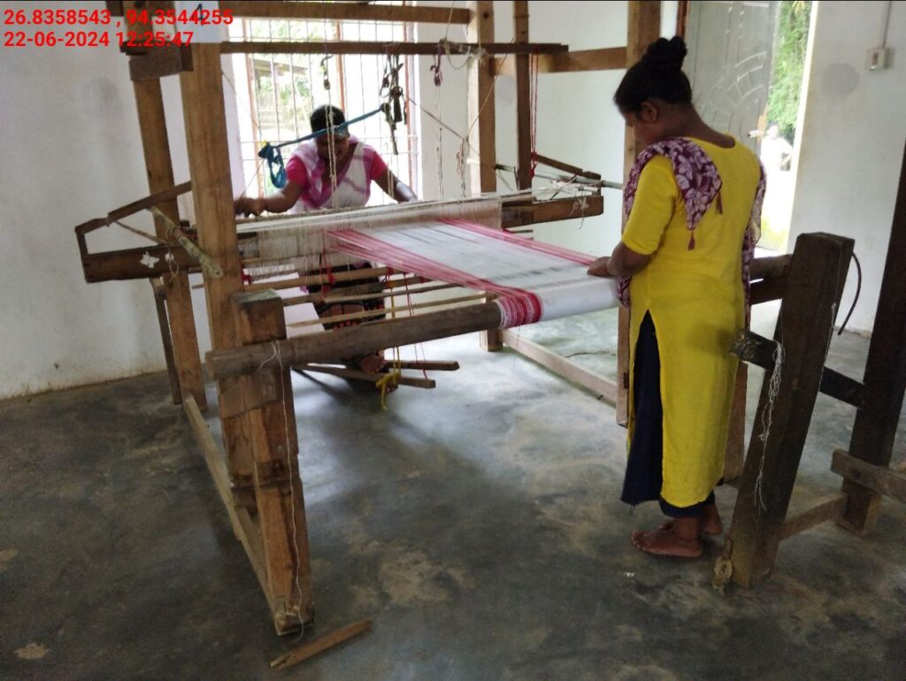 Jacquard Handloom Weaver training at IIE Incubation Centre, Hobai Pathar, batch 21147, 22-06-2024