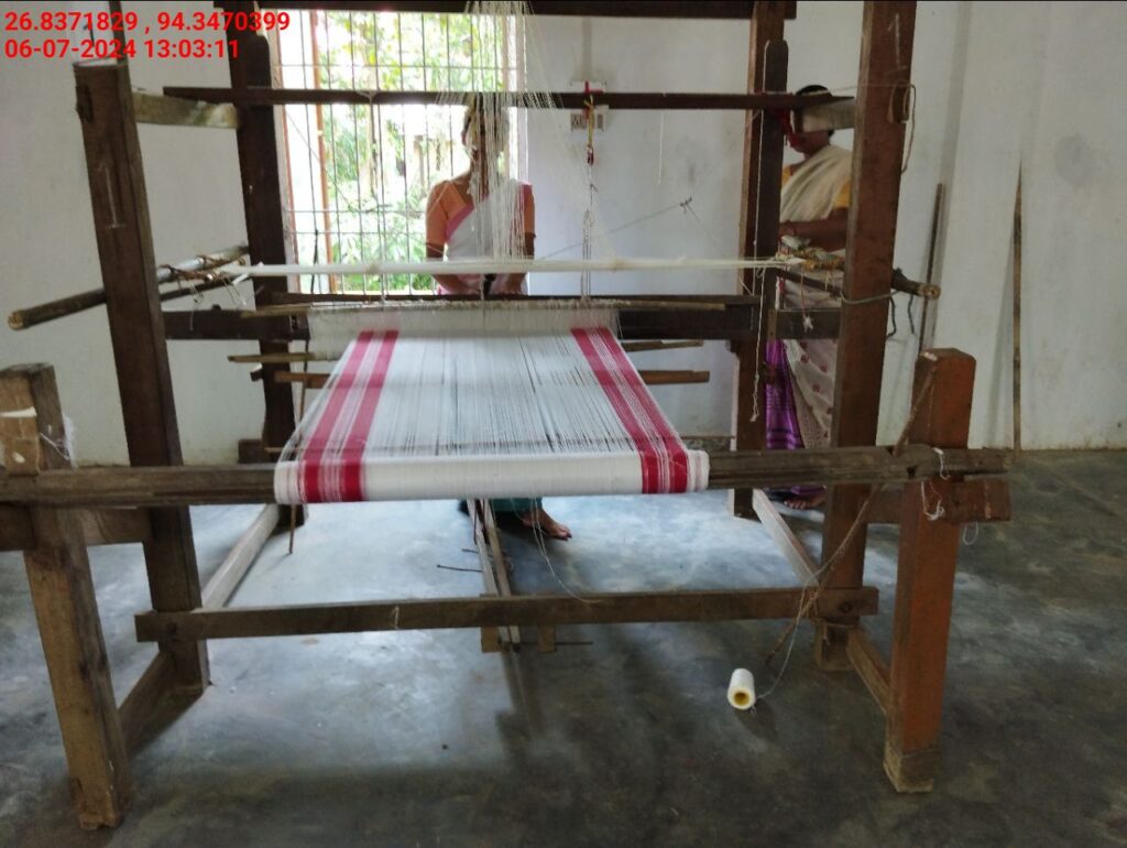 Jacquard Handloom Weaver training at IIE Incubation Centre, Hobai Pathar, batch 21147, 06-07-2024