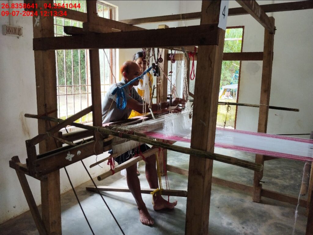 Jacquard Handloom Weaver training at IIE Incubation Centre, Hobai Pathar, batch 21147, 09-07-2024